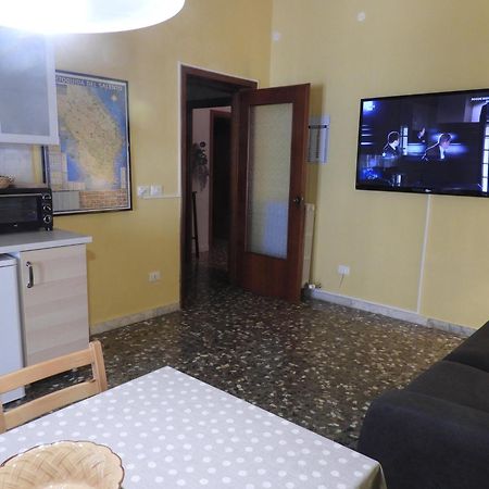 Oleandro E Glicine Apartment เลชเช ภายนอก รูปภาพ