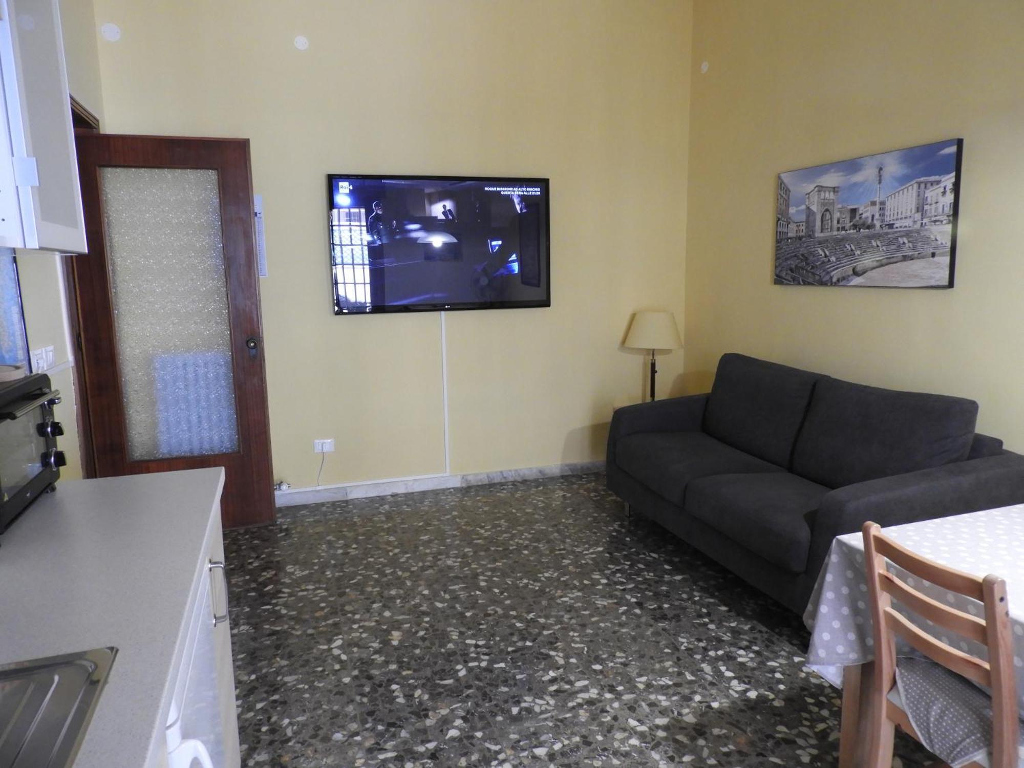 Oleandro E Glicine Apartment เลชเช ภายนอก รูปภาพ