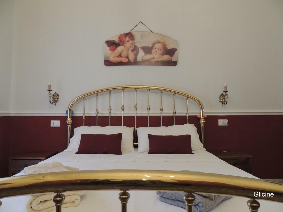 Oleandro E Glicine Apartment เลชเช ภายนอก รูปภาพ