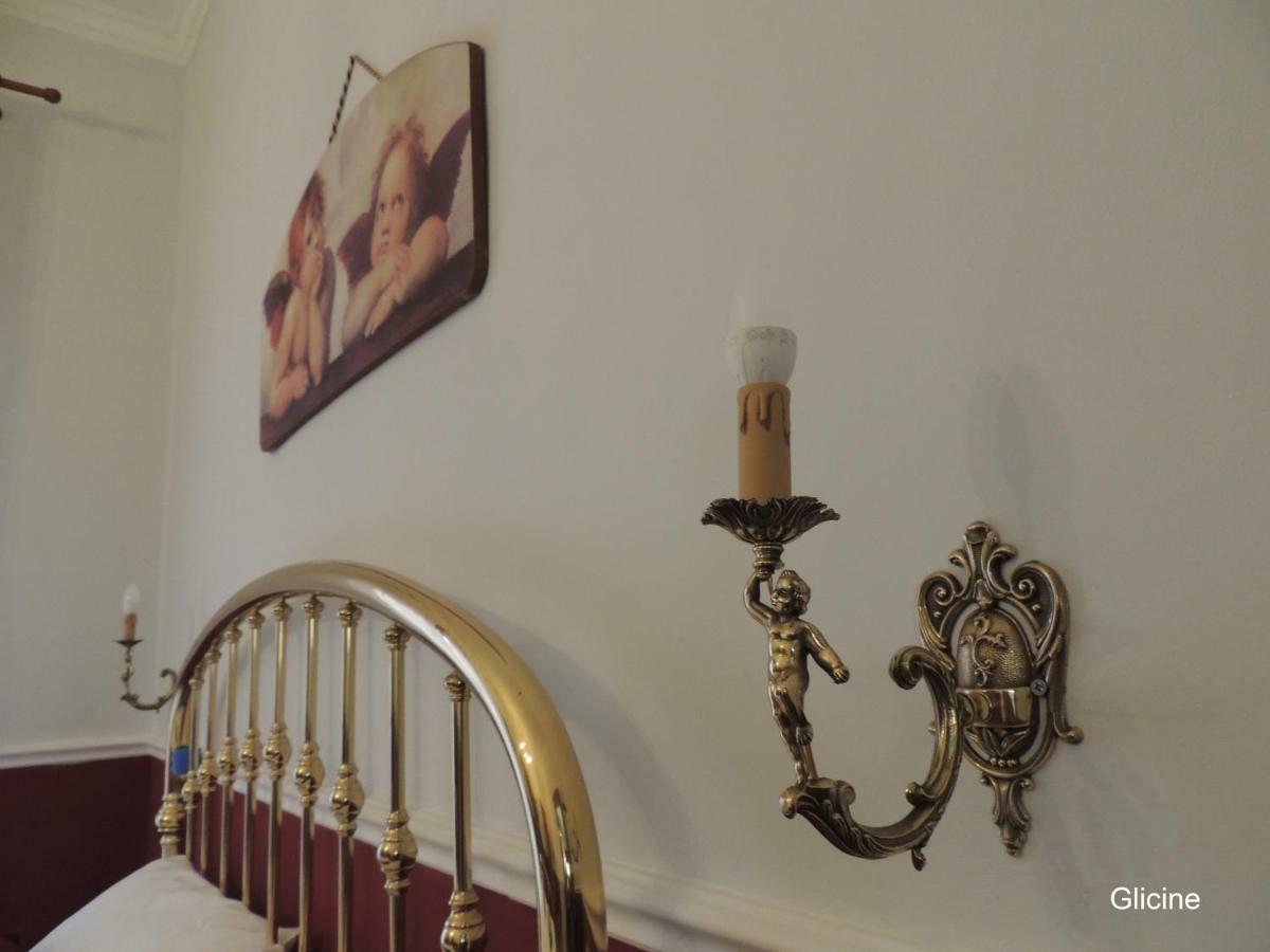 Oleandro E Glicine Apartment เลชเช ภายนอก รูปภาพ